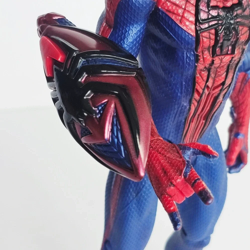 2014 Hasbro Amazing Spider-Man 2 Light-Up 10 Inch Action Figure Marvel Toy